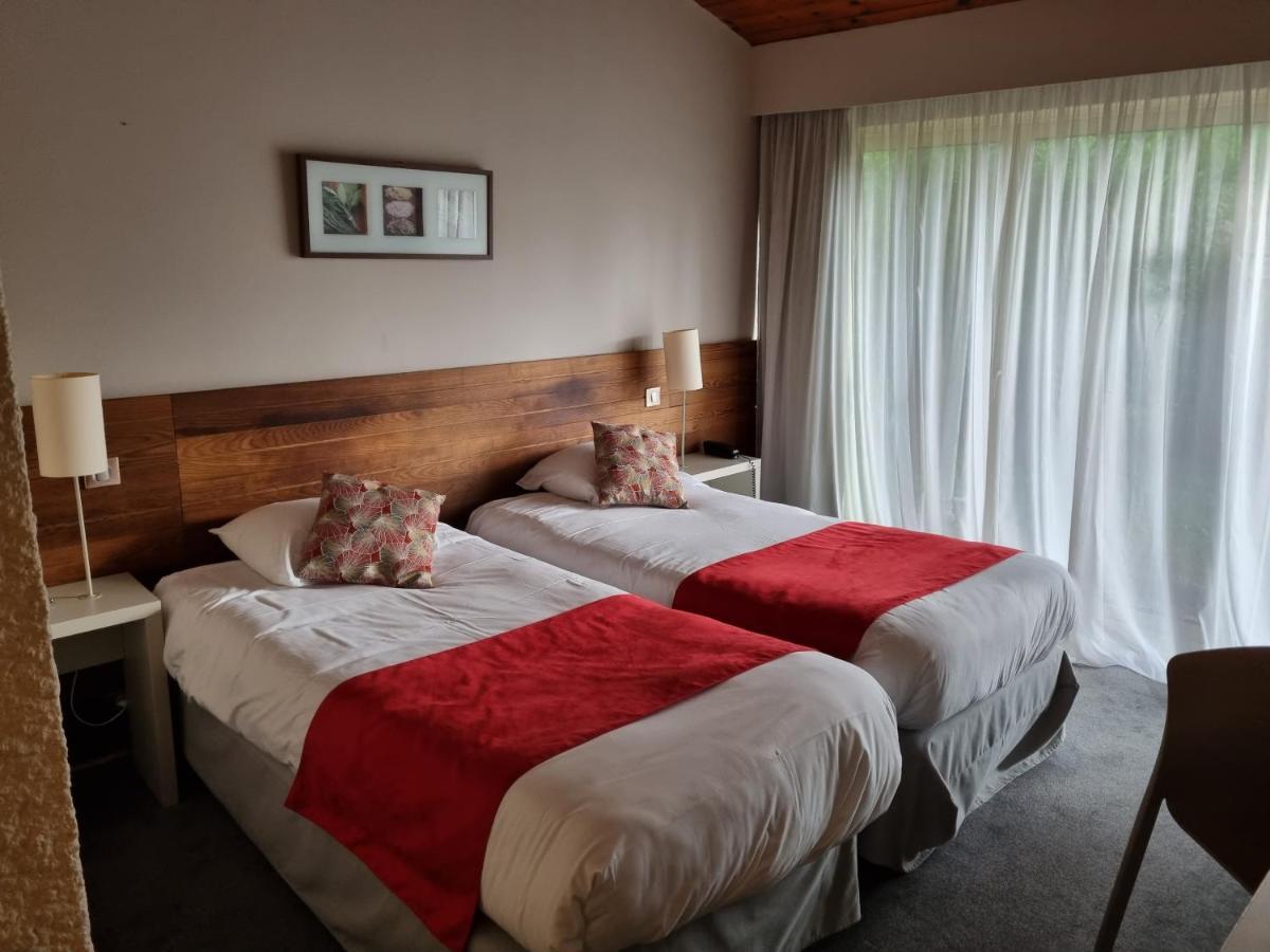 Kyriad Angouleme Nord Champniers- Hotel & Residence Экстерьер фото