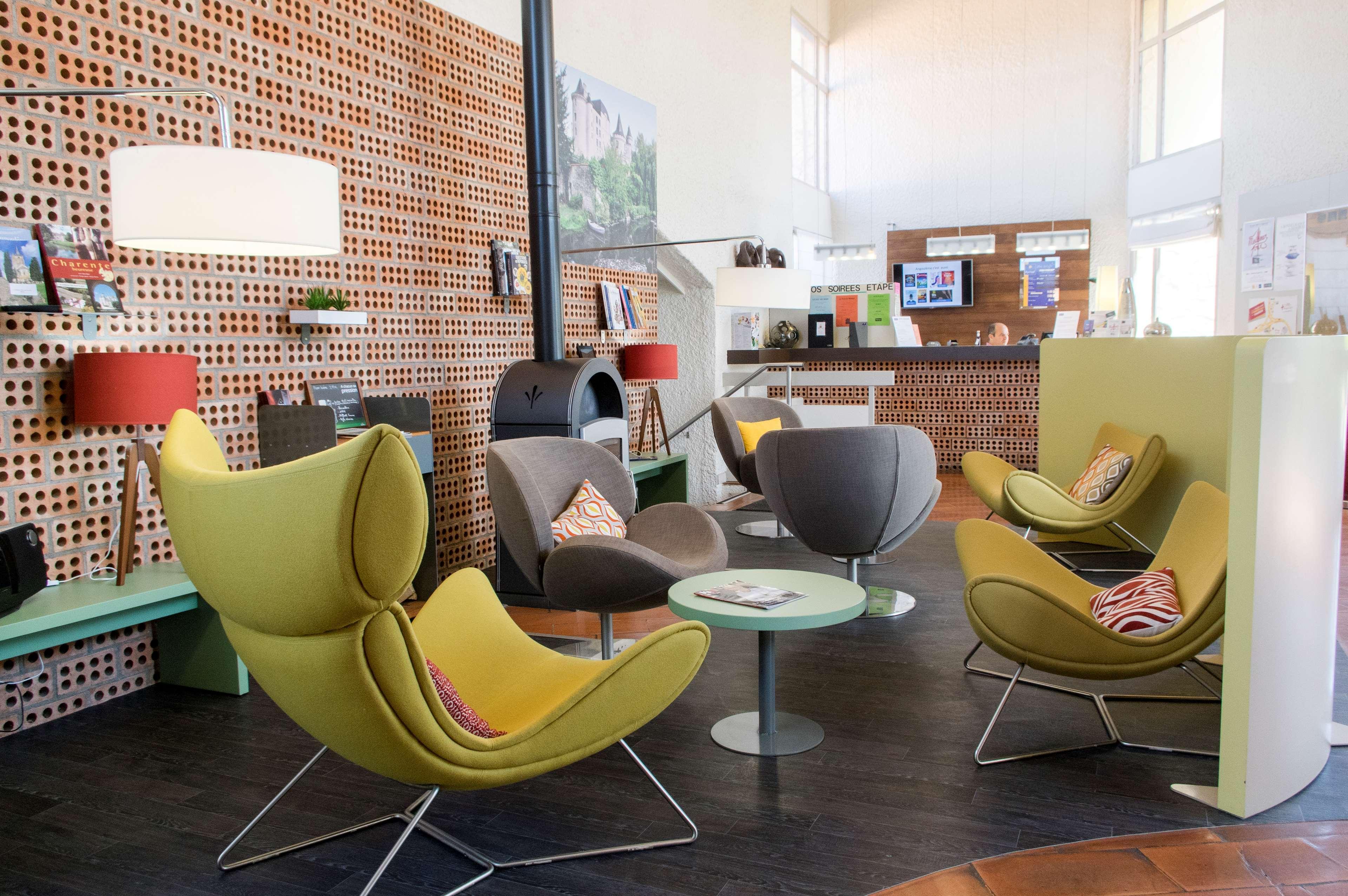 Kyriad Angouleme Nord Champniers- Hotel & Residence Экстерьер фото